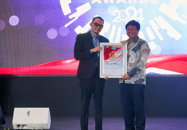 Jasa Marga Raih Penghargaan Best Brand Popularity, Best Commercial Reputation dalam Acara The Iconomics BUMN Forum 2024