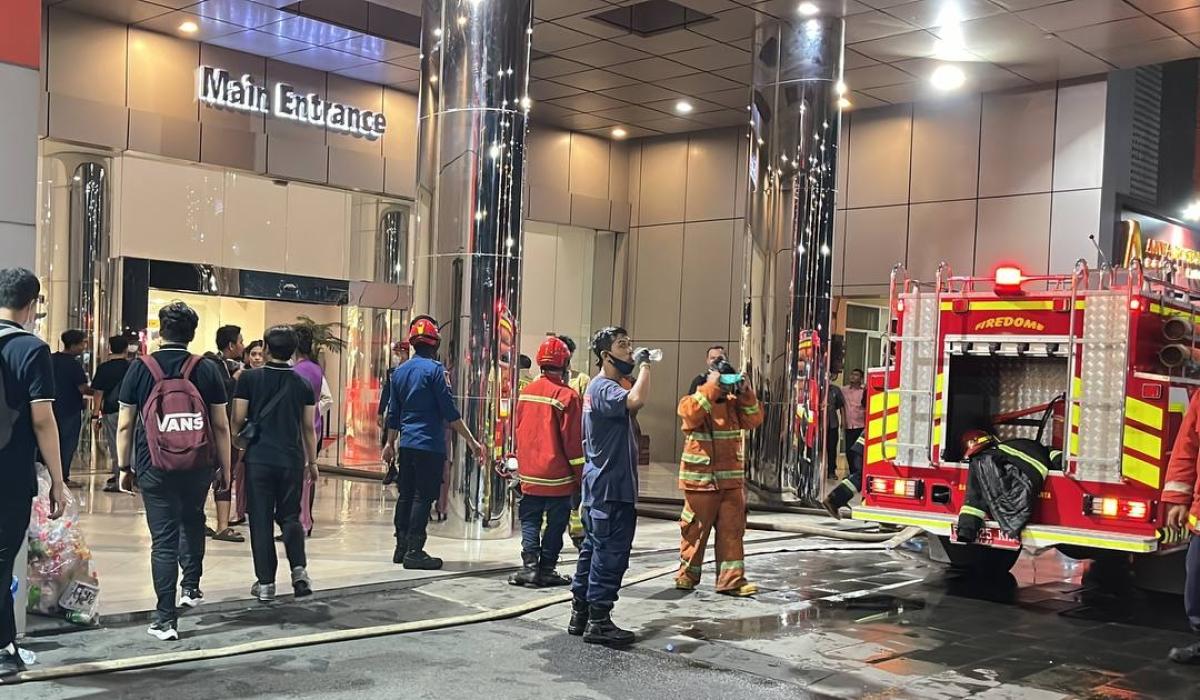 Operasional Dibuka, Manajemen Revo Mall Bekasi Investasigasi Penyebab Kebakaran 4 Lantai