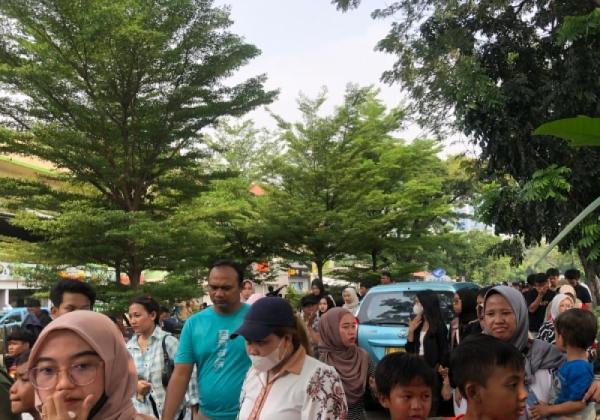 Ribuan Warga Ikut Merayakan Hari Bhayangkara ke-78 di Monas 