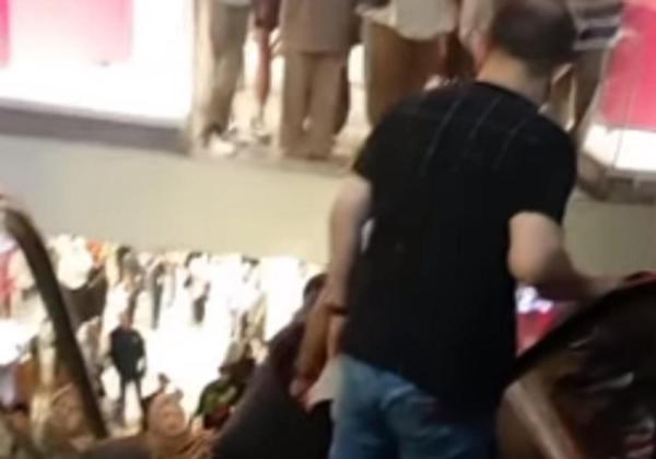 Ngeri! Kepala Terjepit  Eskalator di Mall Bandung, Bocah Menangis Histeris