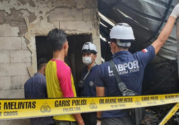 Puslabfor Polri Selidiki Kebakaran yang Tewaskan 5 Orang di Bekasi, CPU dan Printer Diamankan 
