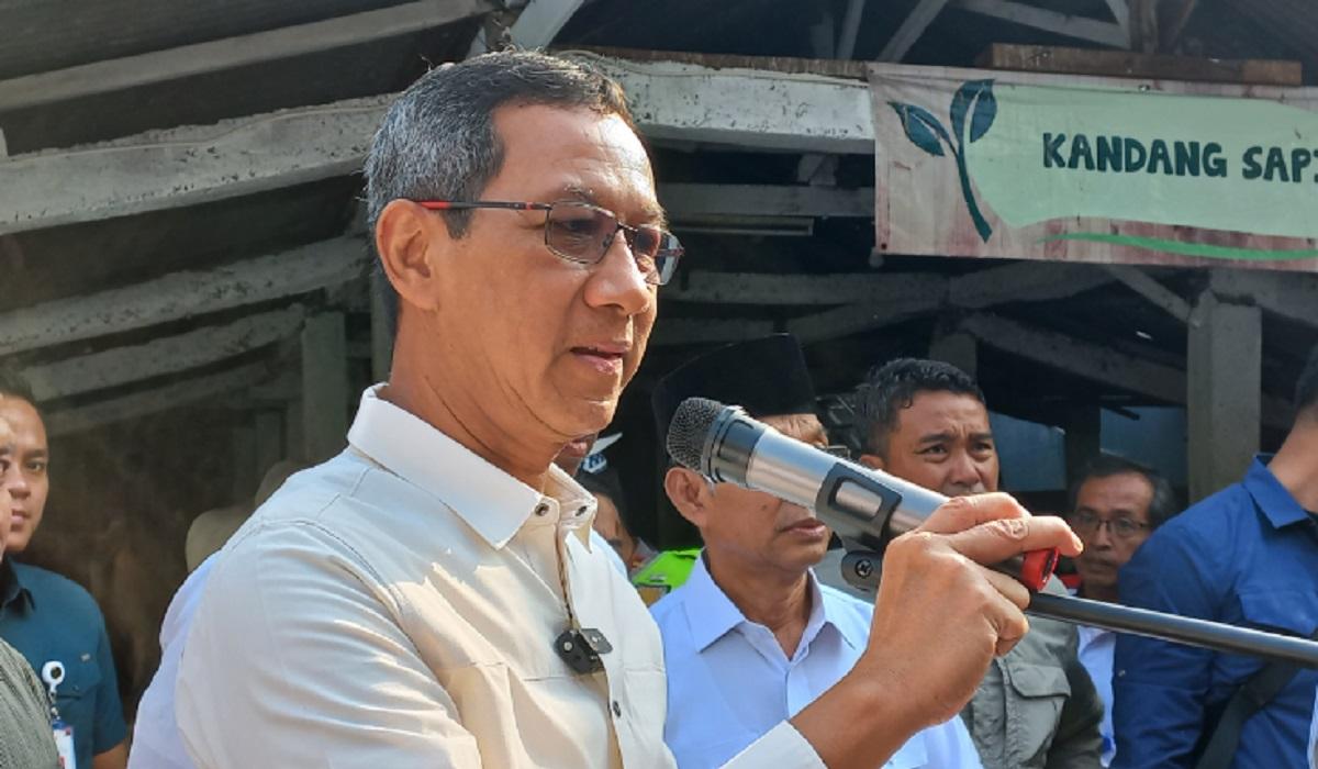 Heru Pastikan Tidak Ada Lagi Keluhan Warga Soal Limbah Sapi di Pancoran
