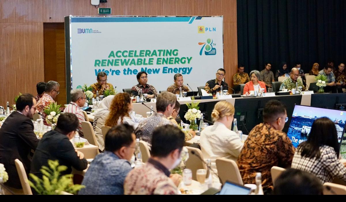 Kemenko Marves Bersama PLN Gaet Komunitas Global Melalui Green Energy Buyers Dialogue
