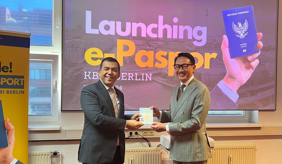 WNI di Jerman Kini Dapat Mengajukan E-Paspor di KBRI Berlin