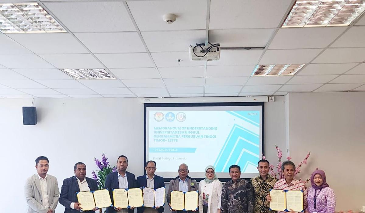 Universitas Esa Unggul Kunjungi Kedutaan Besar RI di Dili Timor Leste