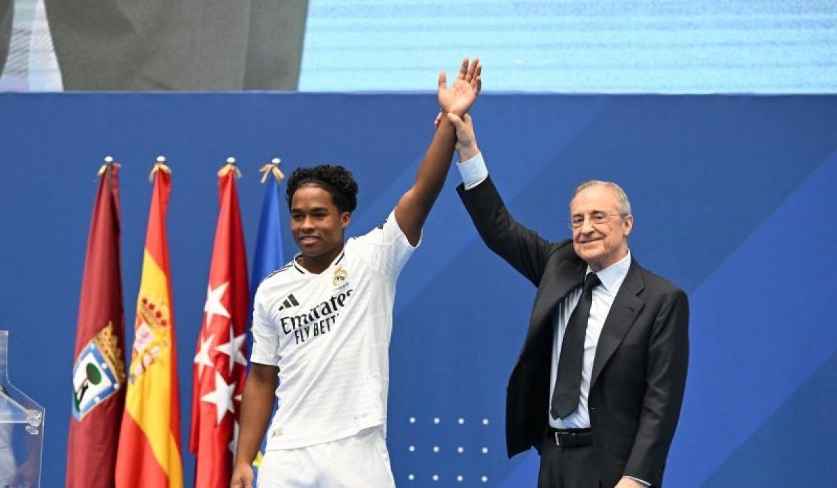 Presiden Real Madrid Sebut Endrick Felipe Terlahir untuk Kenakan Jersei El Real