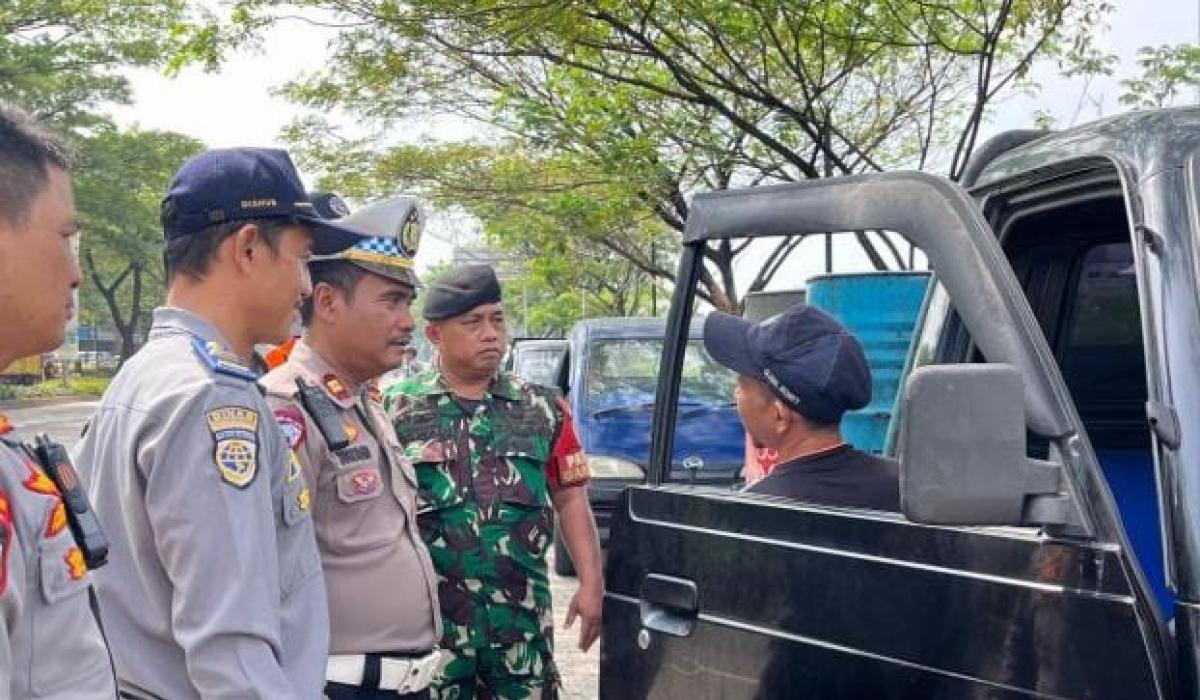Izin KIR Habis, Puluhan Kendaraan Angkutan di Tangerang Terjaring Razia Dishub!