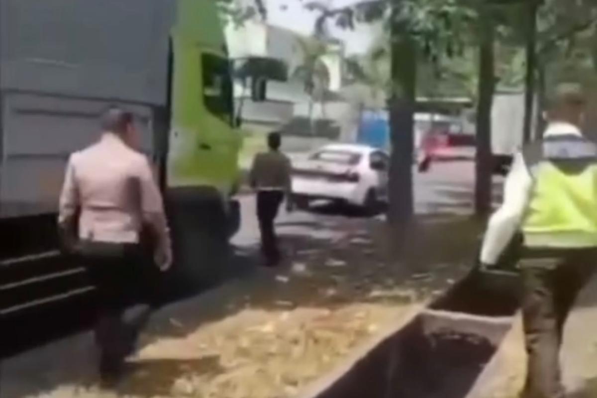 Polisi Razia Truk Parkir di Kawasan Industri Cikarang Bekasi, Begin Penjelasannya