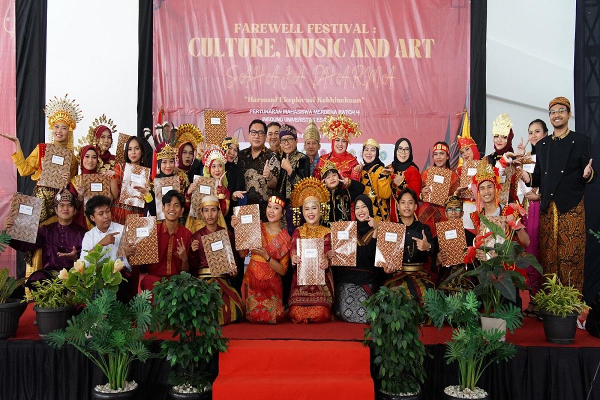 Universitas Esa Unggul Tutup Acara Pertukaran Mahasiswa Merdeka Batch 4