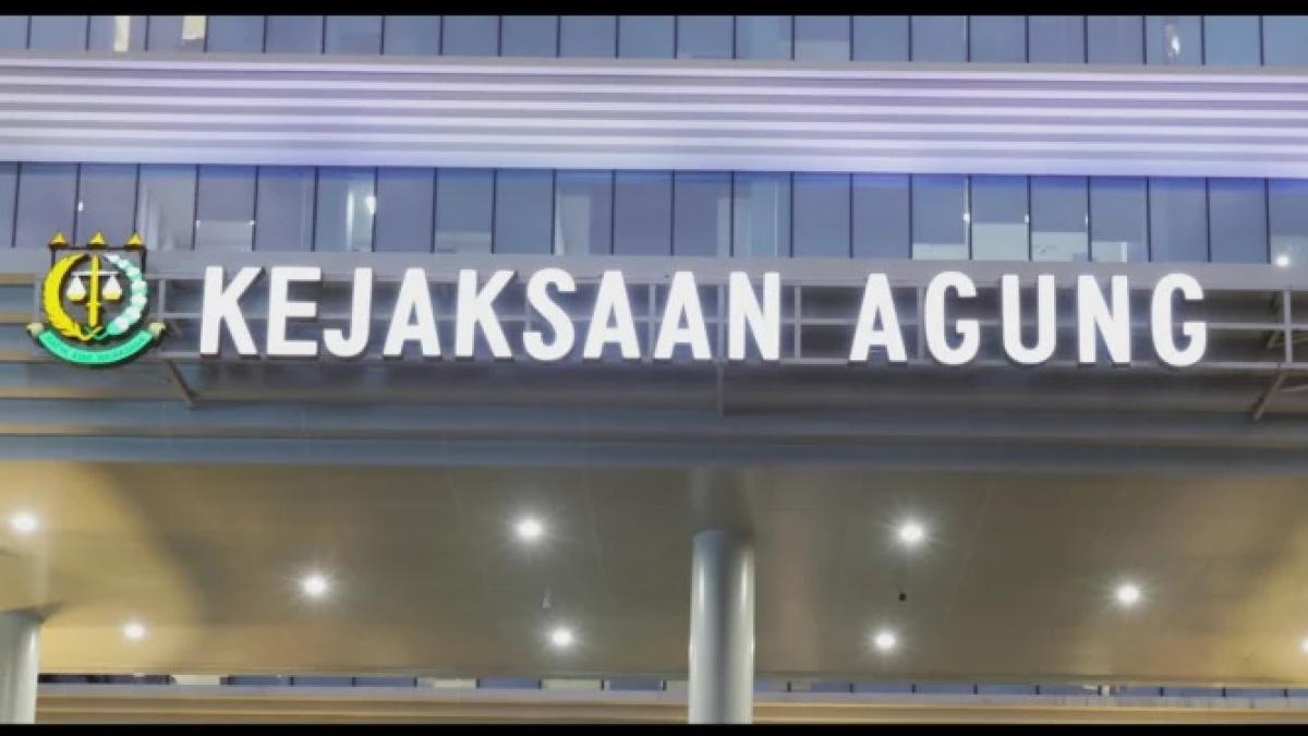 Kejagung Tetapkan Mantan Pejabat MA Inisial ZR sebagai Tersangka