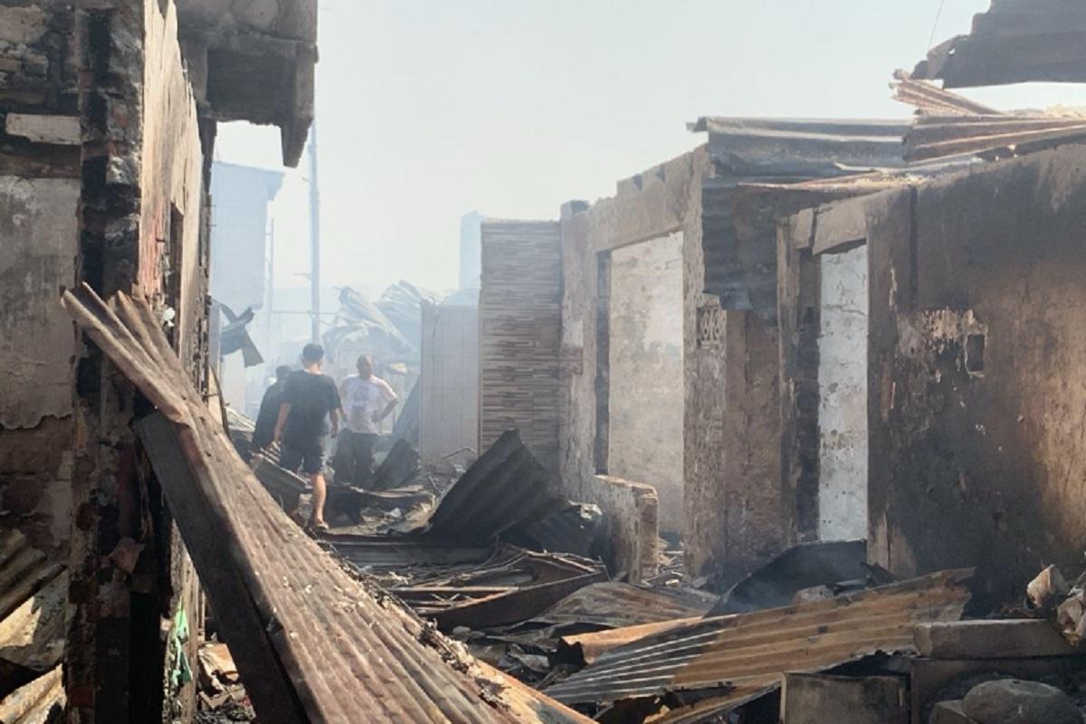 Ribuan Warga Mengungsi Akibat Kebakaran di Manggarai