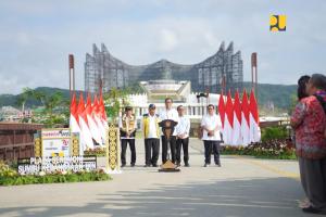 Jokowi Resmikan Plaza Seremoni Sumbu Kebangsaan: Ikon Baru IKN yang Memperkuat Identitas Nasional