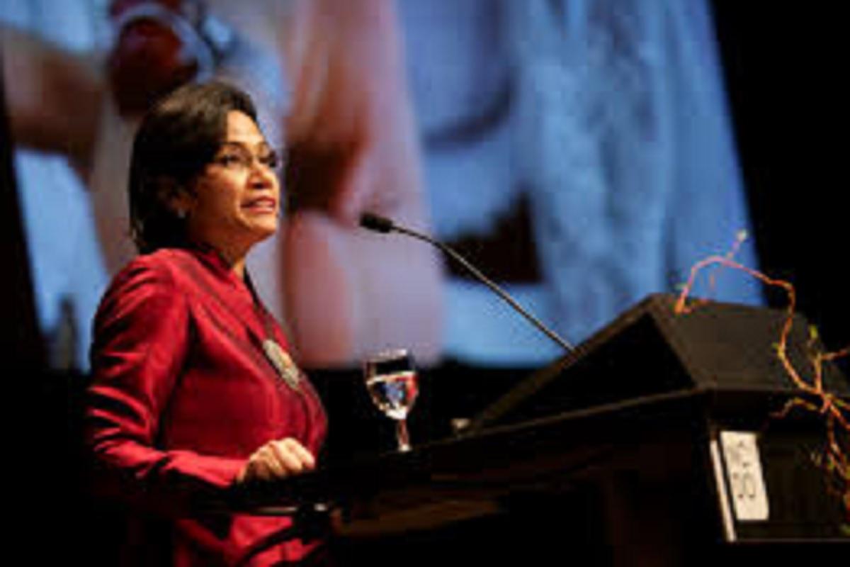 Sri Mulyani Akui Serbuan Barang Impor Bikin Industri Tekstil Indonesia Gawat Darurat