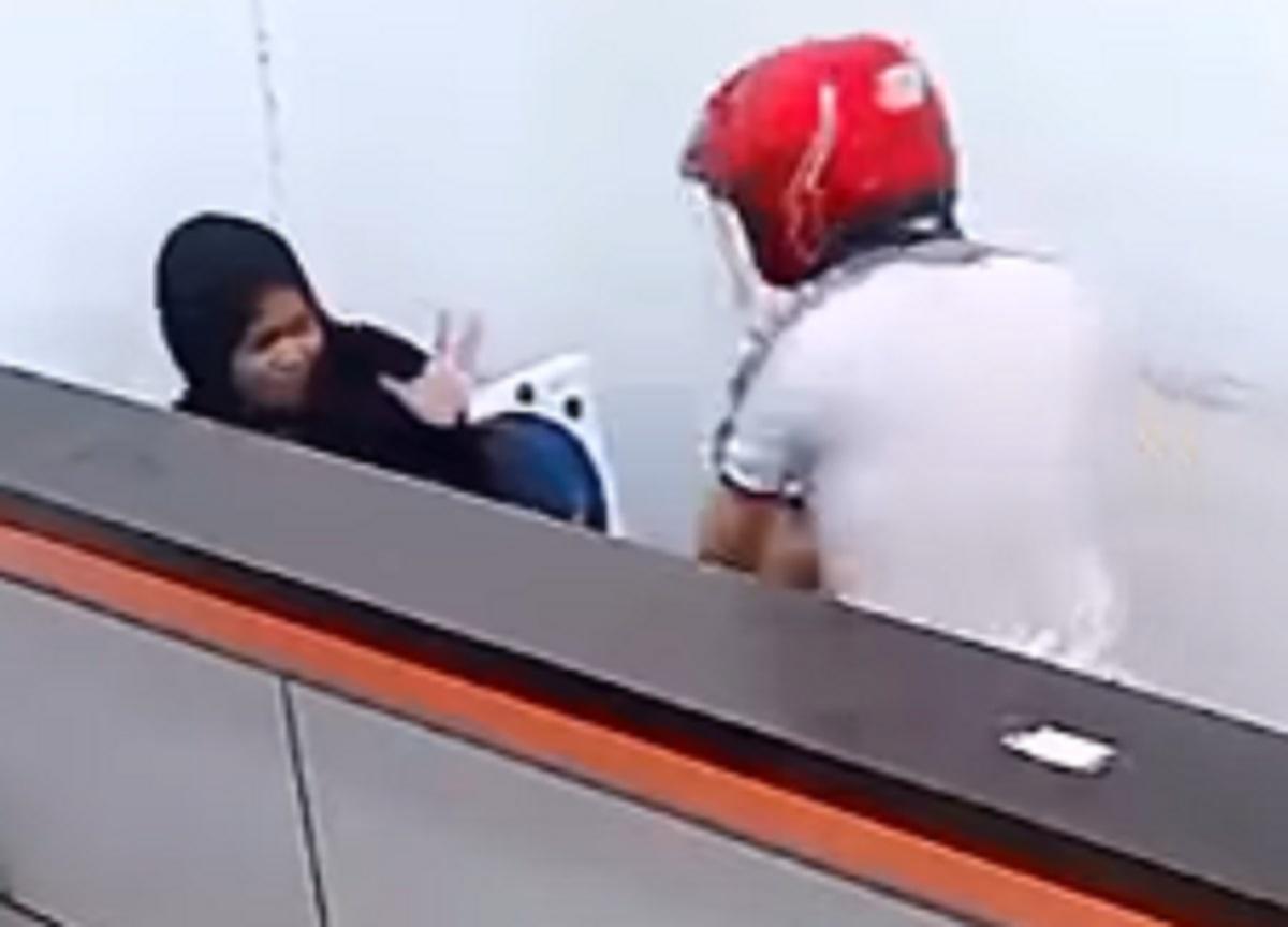 Pria Berkaos Polantas Nekat Rampok Bank di Riau, Uang Rp 72 Juta Raib
