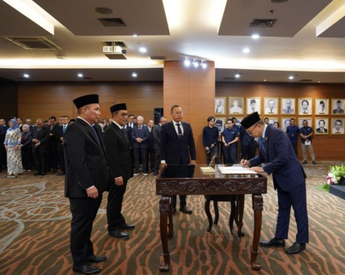 Zulhas Reshuffle Besar-Besaran: Eks Kapolda Jateng Kini Jabat Irjen Kemendag