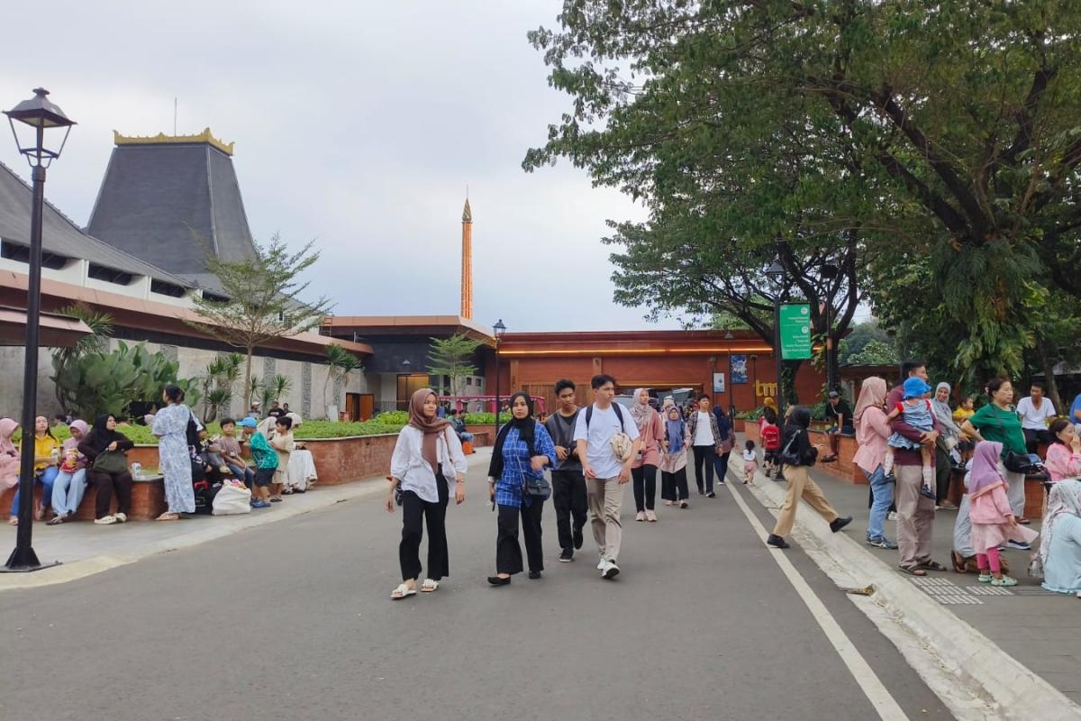 Rangkaian Acara HUT Ke 79 RI di Wisata TMII, Rekomendasi Liburan Akhir Pekan Keluarga