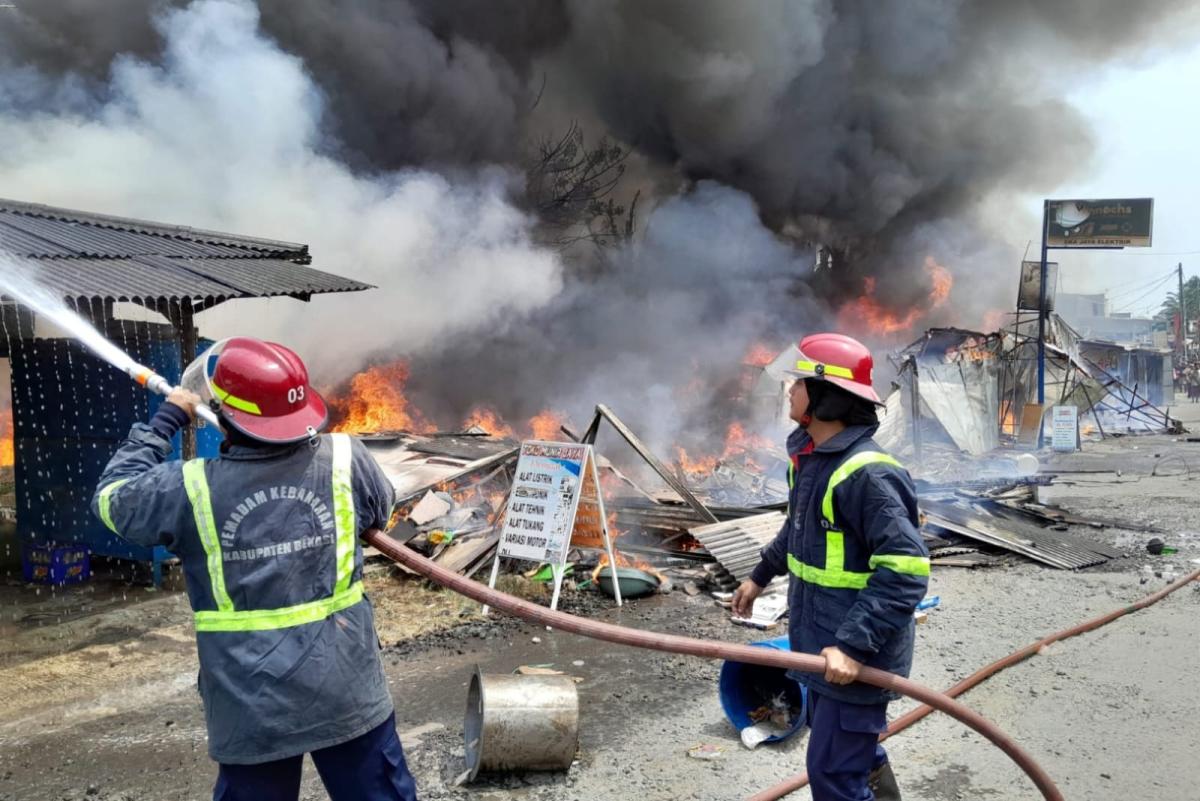 6 Ruko di Bekasi Habis Terbakar, Diduga Disebabkan Warga yang Membakar Sampah