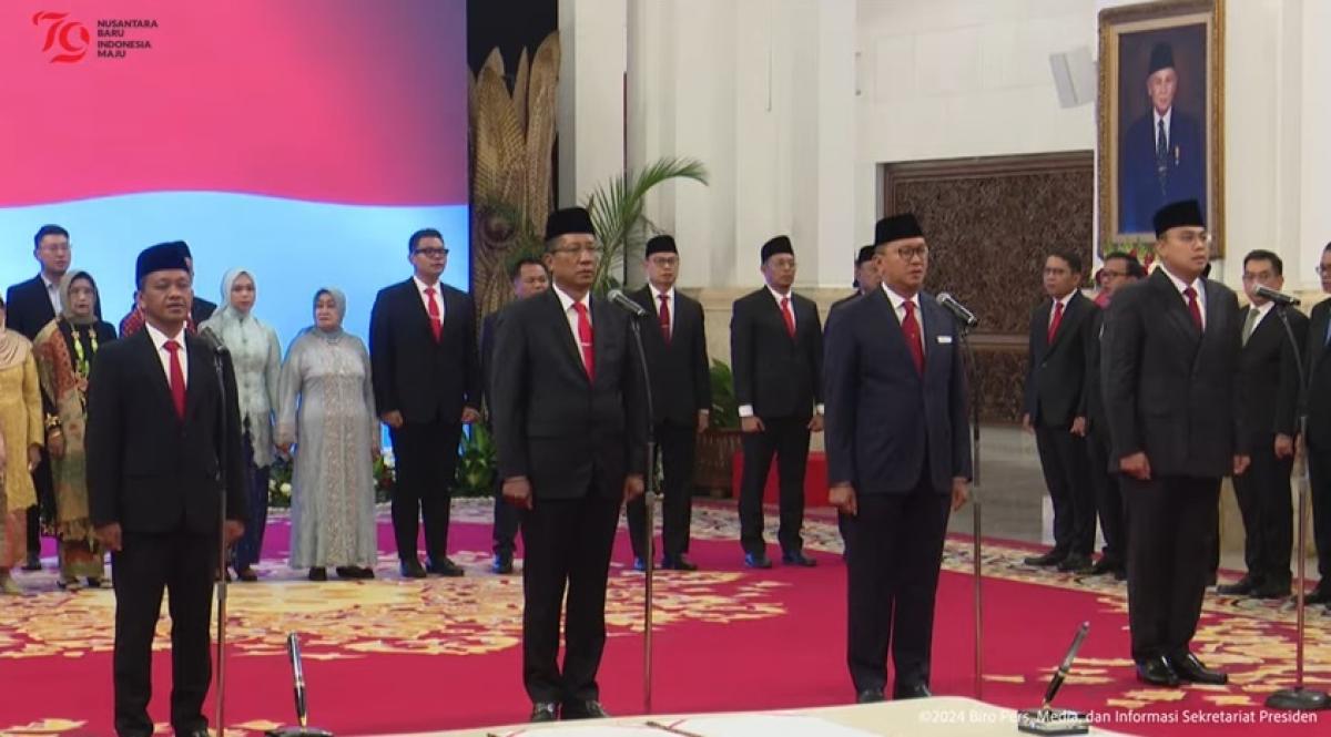 Editorial: Reshuffle Kabinet Jokowi: Tanda Arah Baru atau Perubahan Taktis?