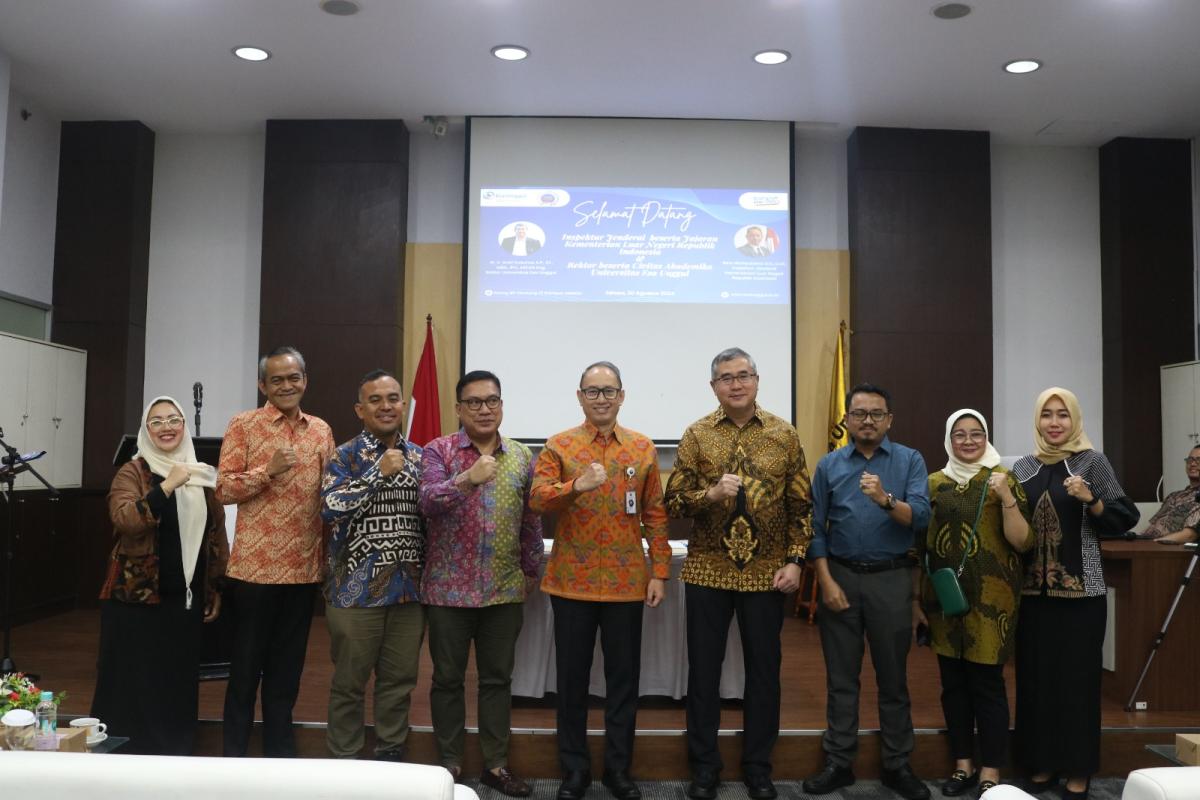 Universitas Esa Unggul Gelar Kuliah Umum Bersama Kemenlu RI: 10 Tahun Perjalanan Diplomasi Indonesia