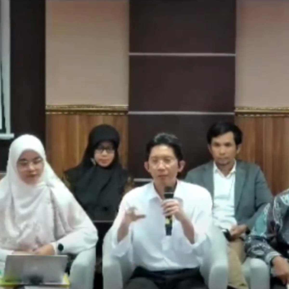 Dekan FK Undip Benarkan Kasus Bullying Prathita Amanda Aryani, Sanksi Sudah Diberikan