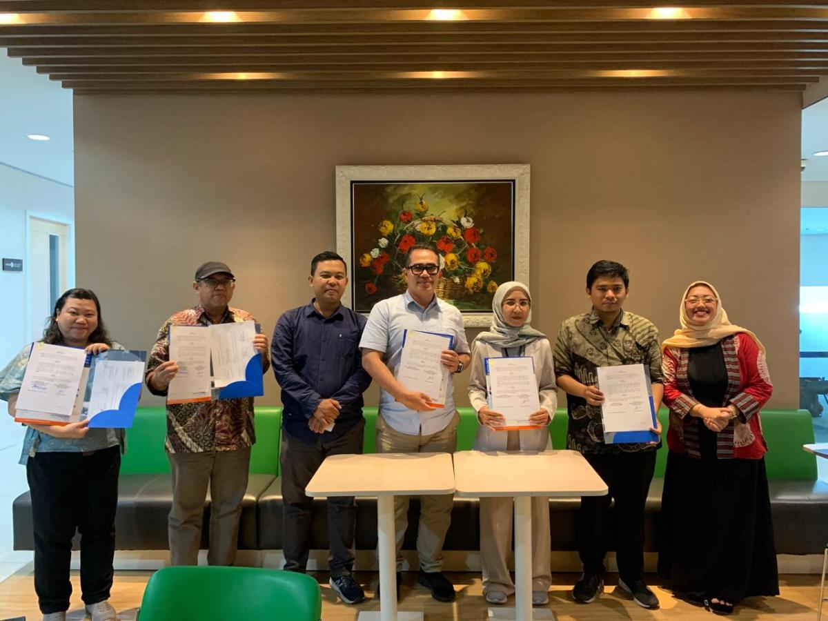 Penandatanganan IA dan Kunjungan Studi Banding Universitas Esa Unggul dan MNC Sekuritas