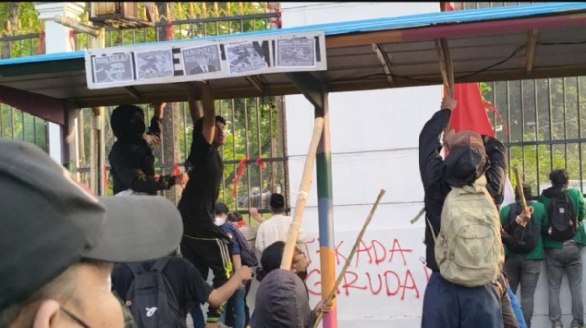 Polisi Amankan 301 Orang Terkait Demo Tolak RUU Pilkada di DPR