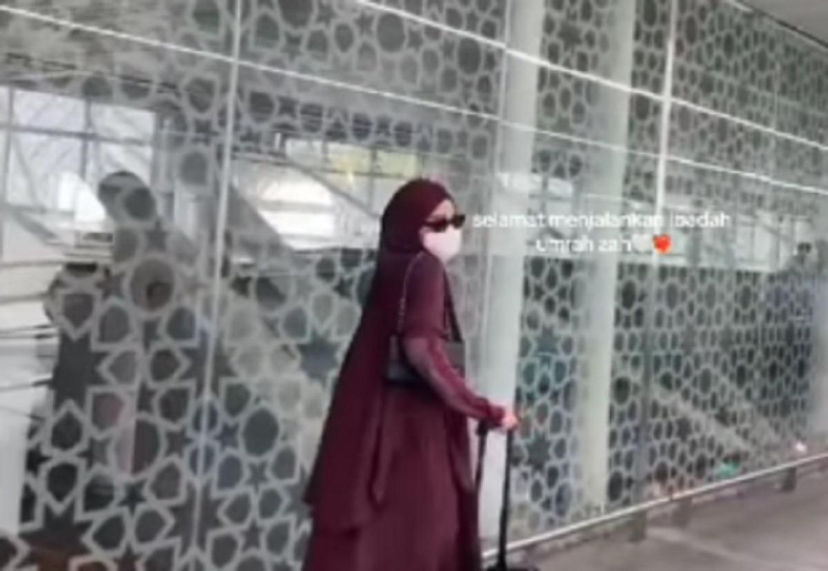 Usai Isu Selingkuh dari Pratama Arhan, Azizah Salsha Pilih Jalani Umroh