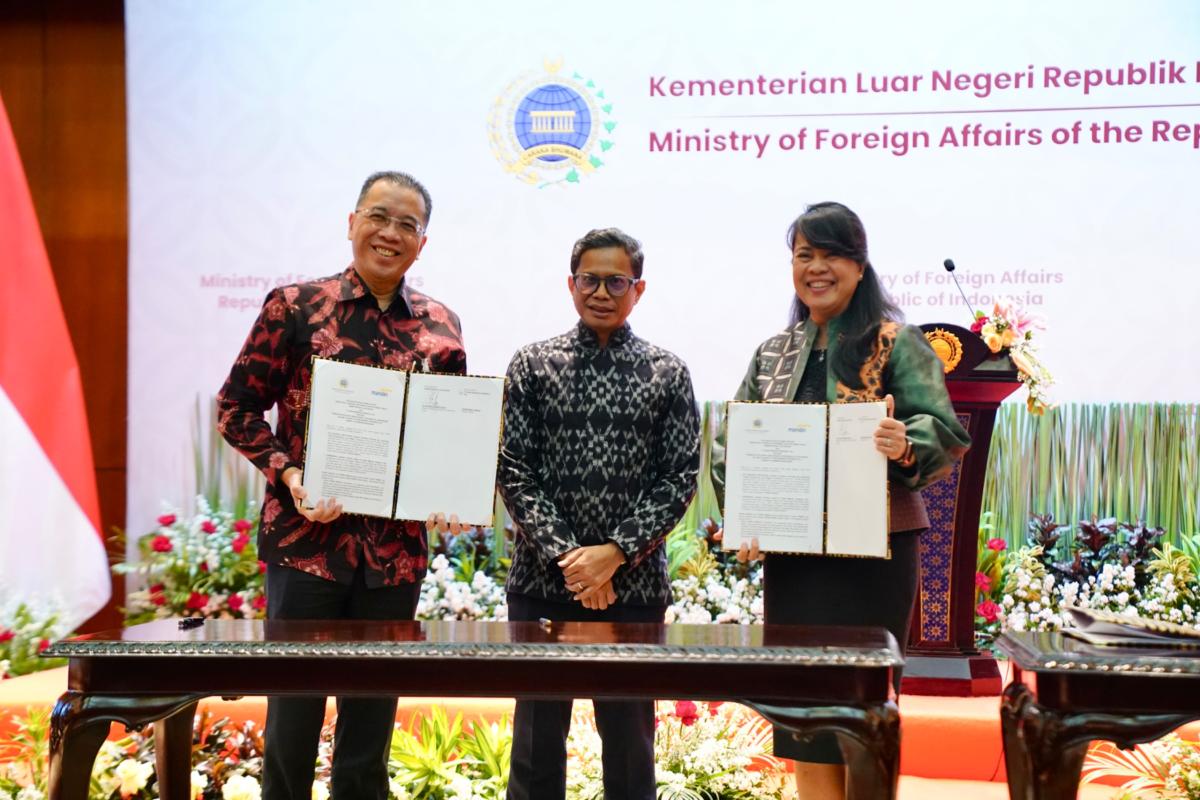 Kolaborasi dengan Kemenlu, Bank Mandiri Fasilitasi Persyaratan Pembukaan Rekening menggunakan KMILN bagi Diaspora 073639