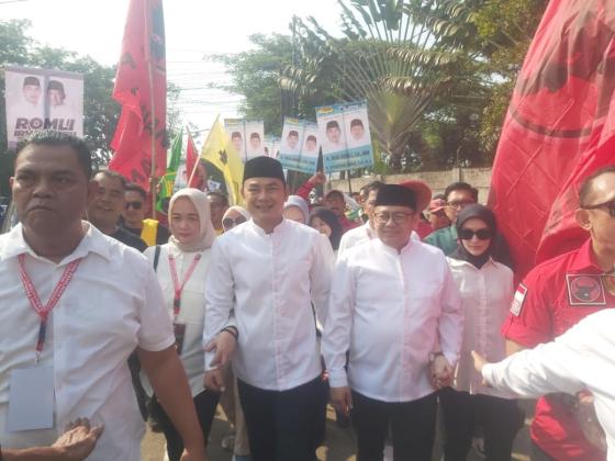 Maju di Pilkada, Mad Romli-Irvansyah Resmi Daftar ke KPU Kabupaten Tangerang