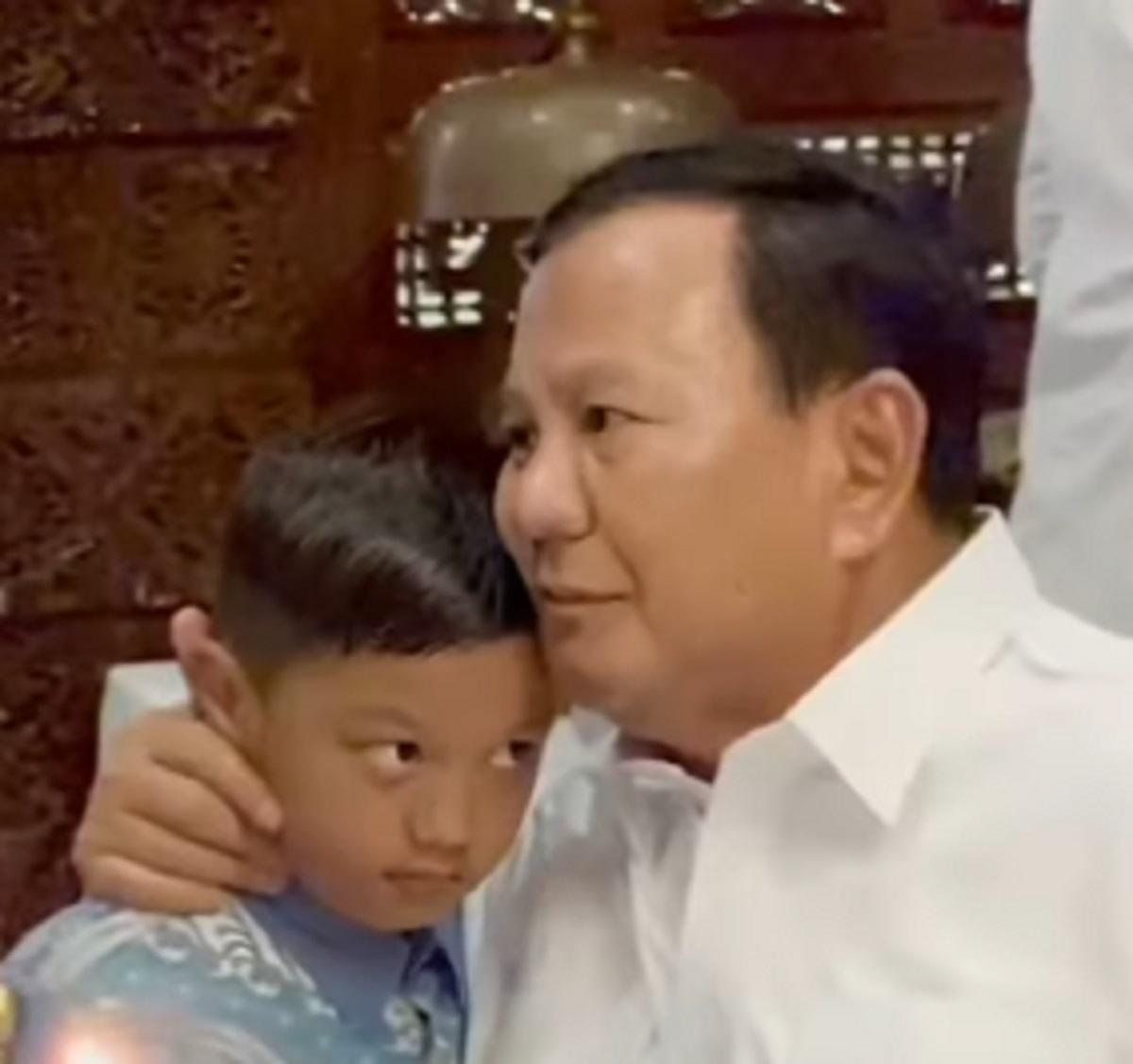 Bocah Parapare Jumpa Prabowo Usai Video Lucunya Viral di Media Sosial