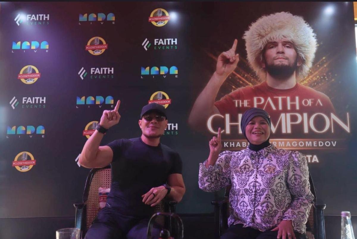 Kolaborasi Mada Live  dengan Podcast Close The Door Hadirkan Khabib Nurmagomedov Oktober Mendatang!