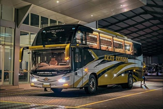 PO Akas Aurora Merilis 2 Unit Avante H8 Grand Captain Menggunakan Mercedez Benz OH 1626