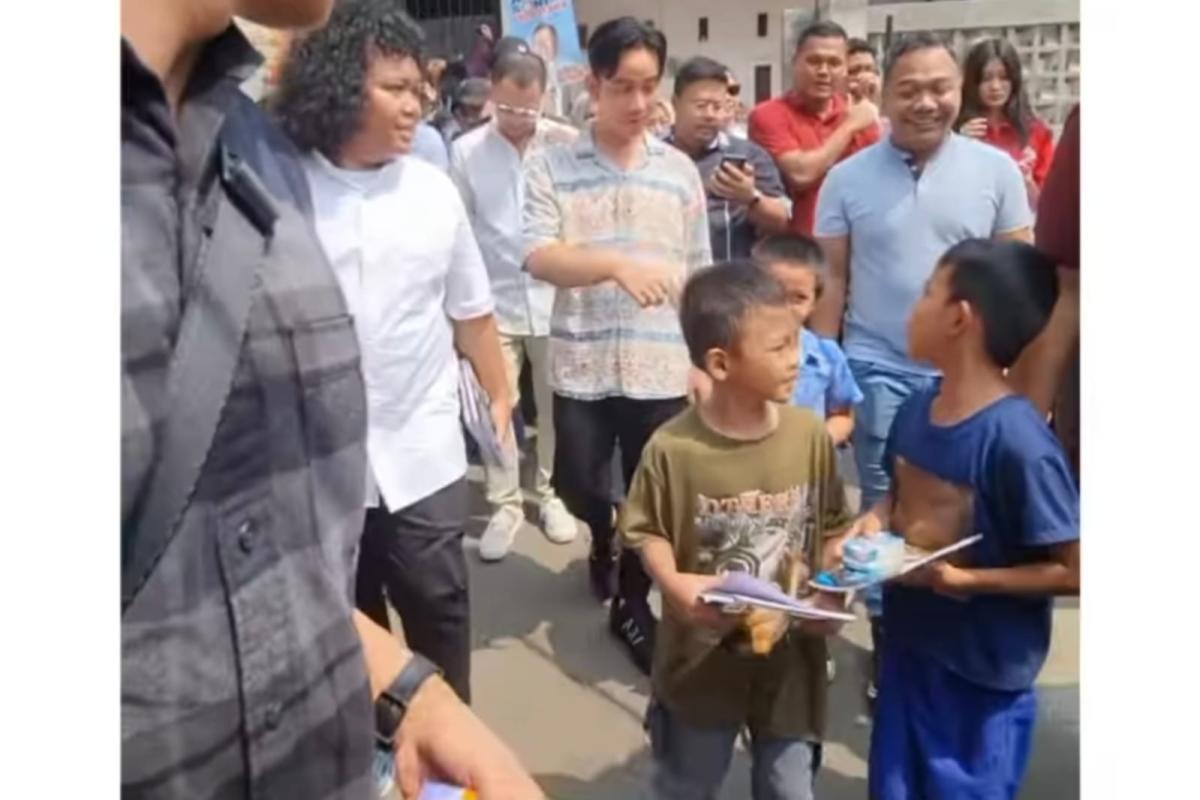 Viral Anak Kecil Tanya Keberadaan Prabowo ke Gibran, Kalimatnya Kaya Temen Akrab