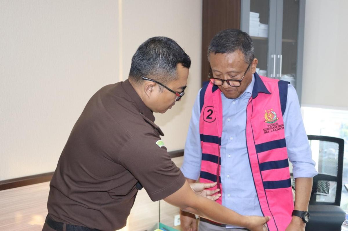 Jadi Tersangka Korupsi, Dirut Indofarma Cs Ditahan Kejati DKI
