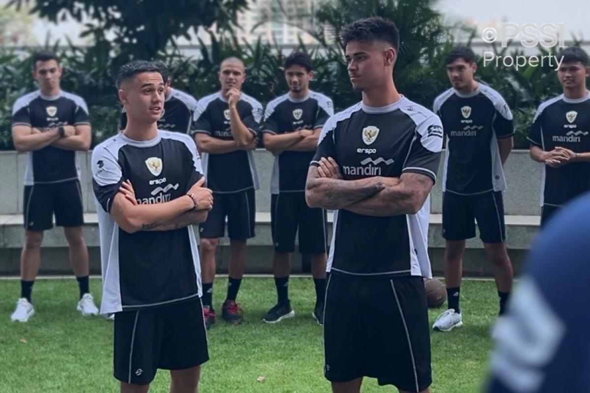 Pengambilan Sumpah Eliano Reijnders dan Mees Hilgers Bakal Dilakukan di Belanda