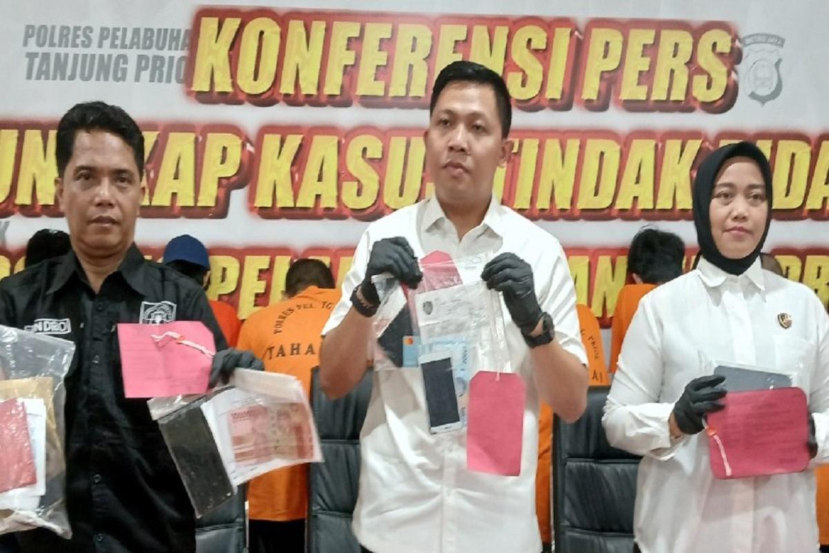 Polisi Ringkus 5 Mucikari Prostitusi Online di Jakarta Utara