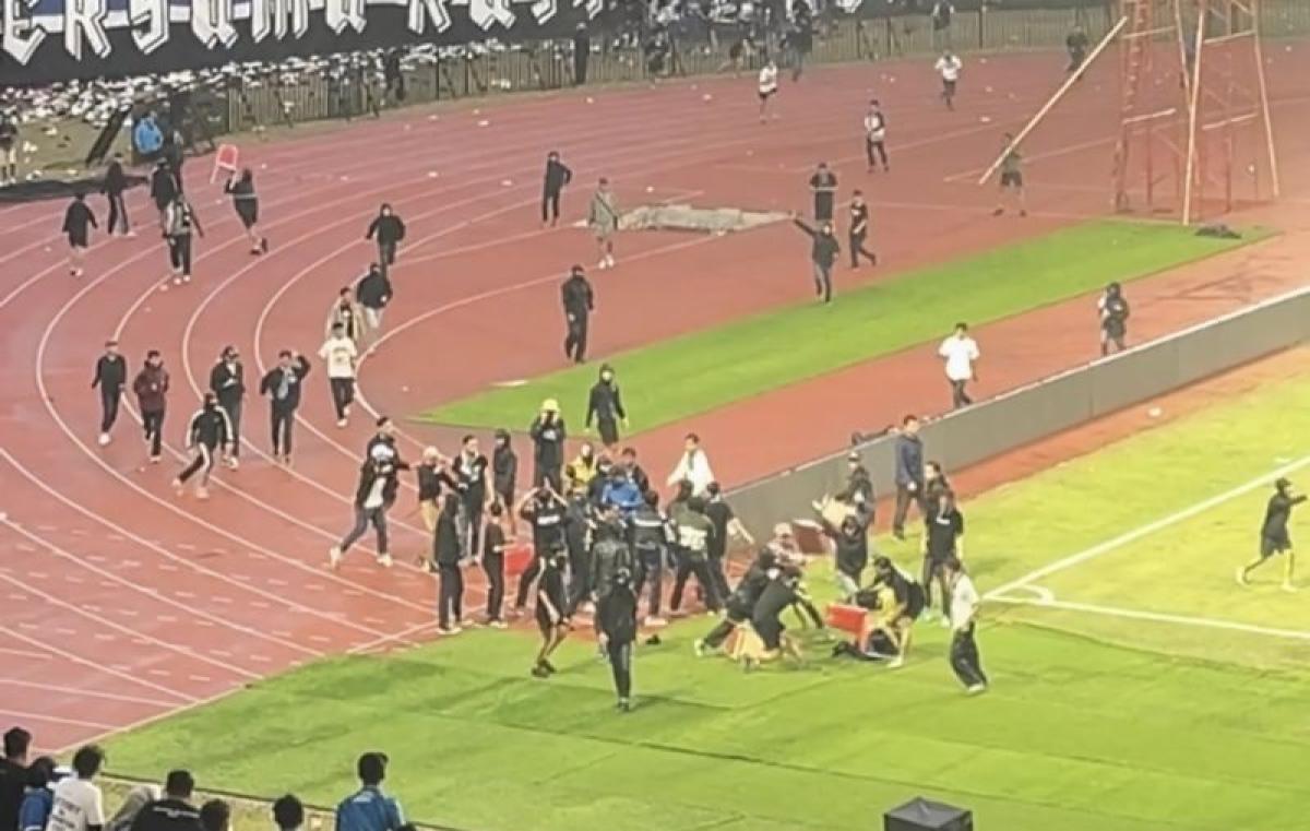 Suporter Ricuh Usai Laga Persib vs Persija, Exco PSSI: Klub Tak Boleh Lepas Tangan