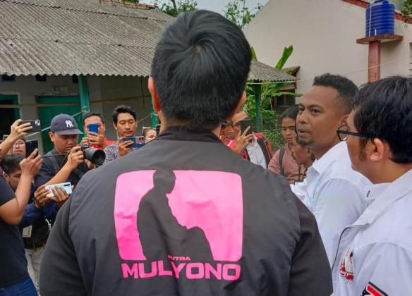 PDIP Pertanyakan Maksud Kaesang Pakai Baju 'Putra Mulyono'