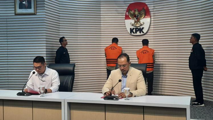 KPK Tahan 2 Orang Tersangka Kasus Korupsi APD Kemenkes tahun 2020