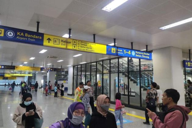 Akhirnya! Kepadatan Penumpang di Stasiun Manggarai Terurai