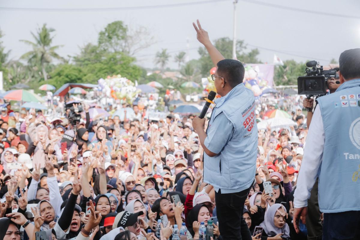 Sejumlah Selebritis Tanah Air Kompak Serukan Warga Banten Coblos Andra Soni- Dimyati untuk Perubahan 043027