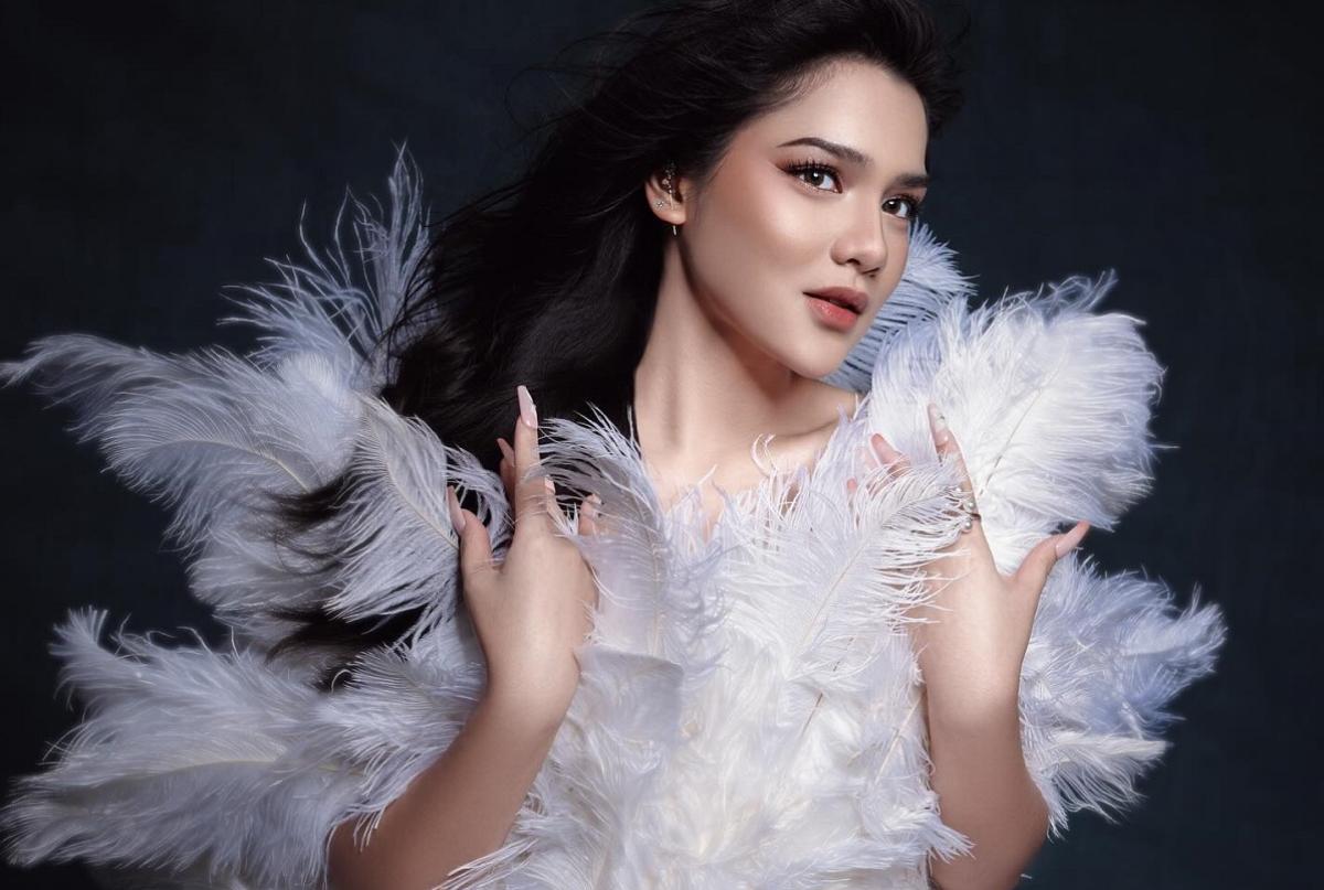 Cerita Davina Karamoy Tentang Pejalanan Spiritualnya Menjadi Mualaf