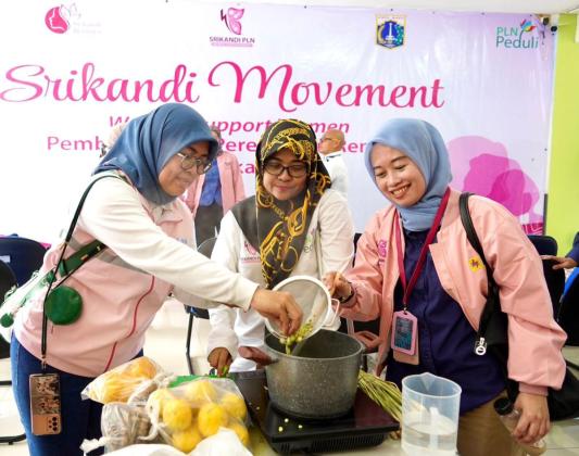 Kerek Ekonomi Keluarga, Srikandi Movement PLN Gelar Pelatihan dan Pendampingan Kelompok Perempuan Rentan