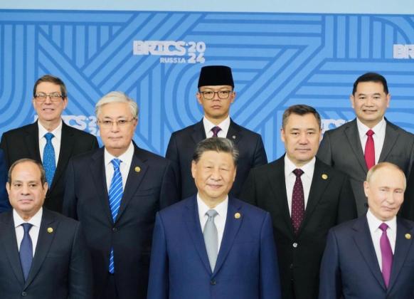 Bergabung dengan BRICS: Peluang atau Ancaman? Ketergantungan Indonesia pada China Kian Mengkhawatirkan