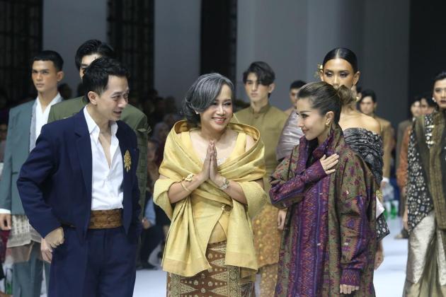 Intip Kain Songket Fusion Budaya Tradisional dan Modern Karya UMKM Binaan Pupuk...