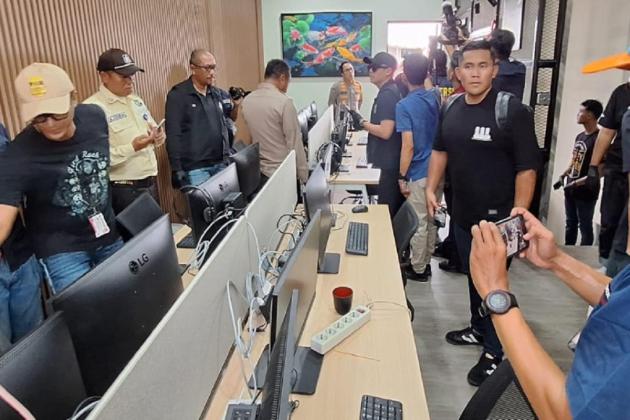 Polda Metro Jaya Tetapkan 2 Tersangka Kasus Judi Online Komdigi Masuk DPO