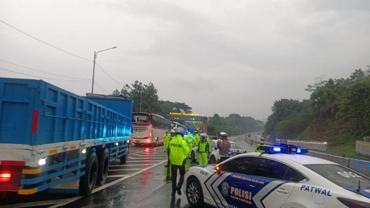 Polisi Sebut Kecelakaan Beruntun di Tol Cipularang Km 92 karena Kegagalan Fungsi Rem