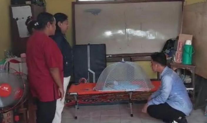 Wapres Kunjungi Bayi yang Diberi Nama GIbran di Pos Pengungsi