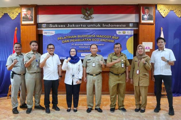 Wujud Peduli Lingkungan, Brantas Abipraya Gelar Program Pengelolaan Sampah dan Memberdayakan Masyarakat