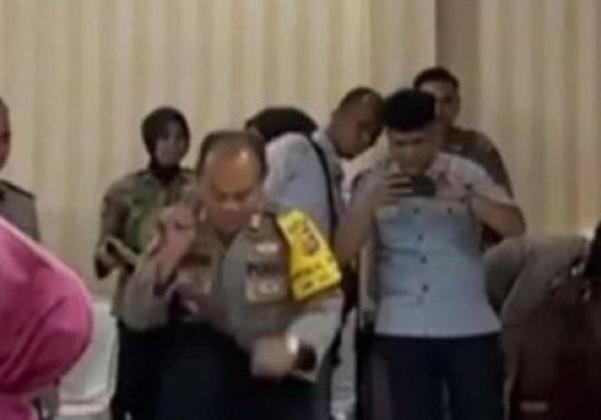 Viral AKP Dadang Iskandar Joget Sadbor, Sebelum Insiden Penembakan AKP Ulil Ryanto